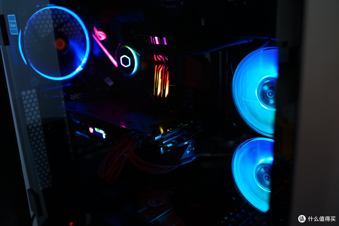 诚意满满——Thermaltake Level 20 GT 周年纪念款 机箱