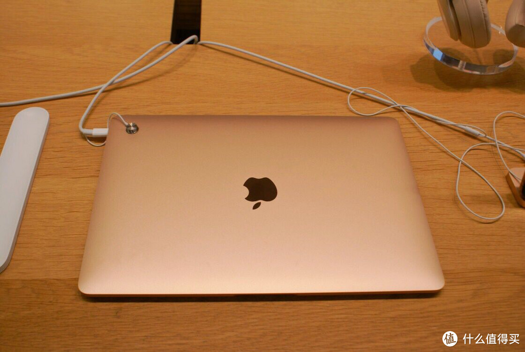 2018新款MacBook Air 金色款