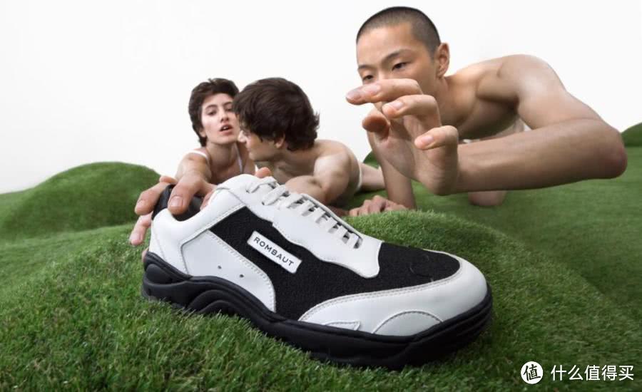 最新最潮的Sneakers都在这里了,保证你的年末不撞鞋!
