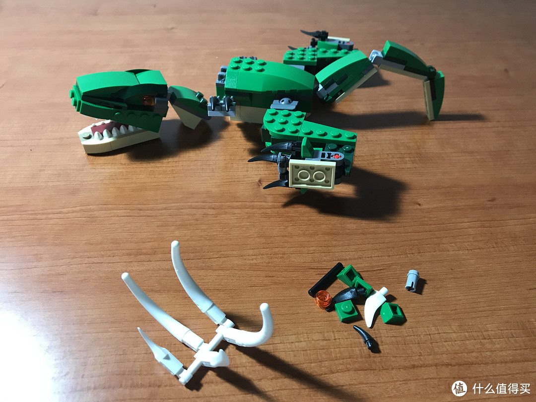LEGO初体验之创意凶猛霸王龙