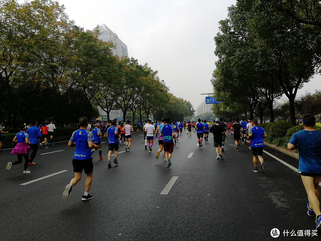 跑过风景跑过你—2018.11.4杭州马拉松