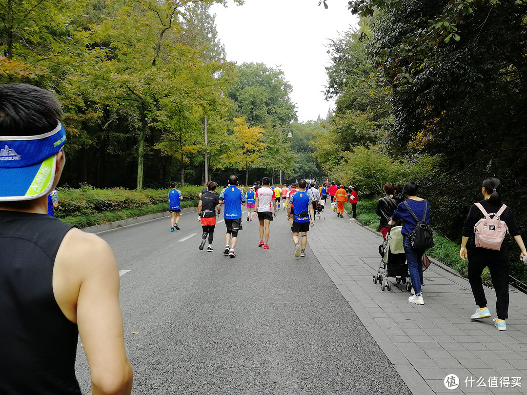 跑过风景跑过你—2018.11.4杭州马拉松