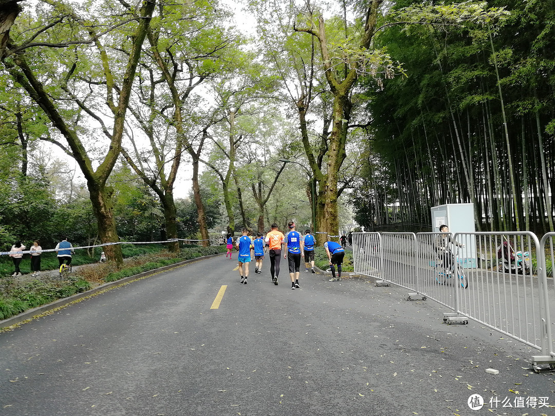 跑过风景跑过你—2018.11.4杭州马拉松