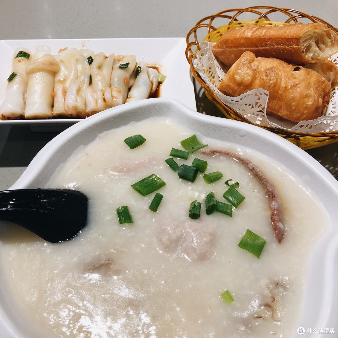在房价20万的香港,哪儿可以找到50元的深夜食堂