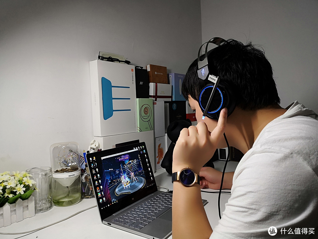 宅男神器—1MORE Spearhead VR 电竞头戴式耳机让游戏更有乐趣