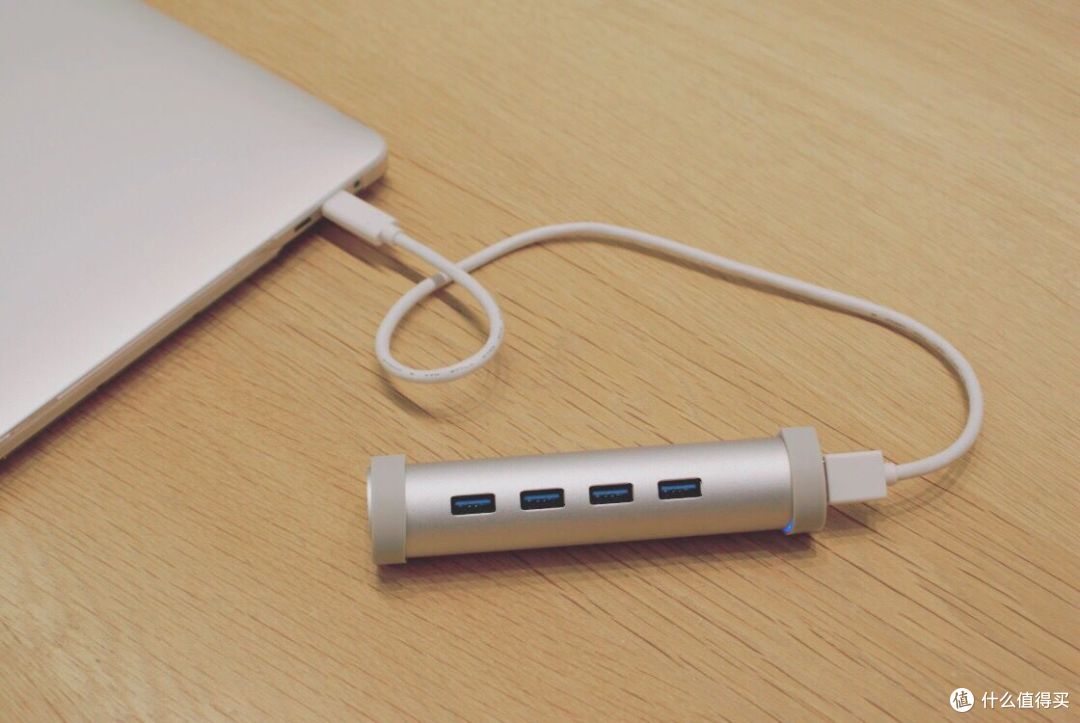 在张大妈的第一个双十一,就买了一个大件--2018款MacBook pro笔记本电脑