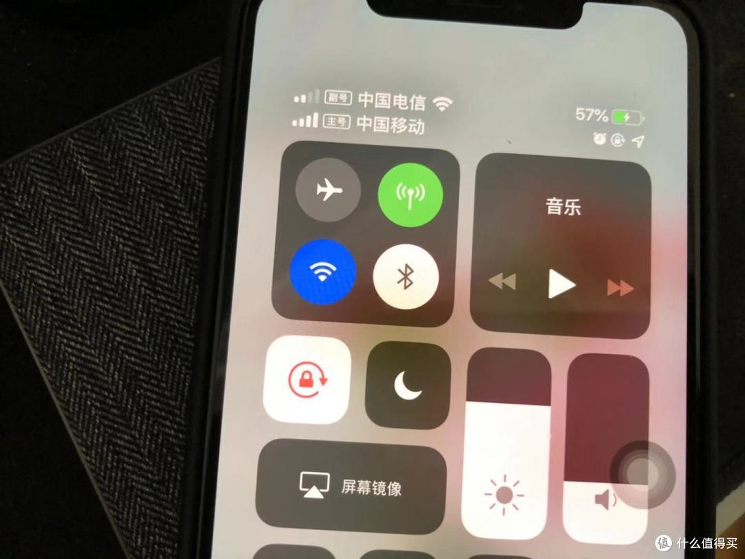 冬季之首选：紫米QB910 10000mA移动电源