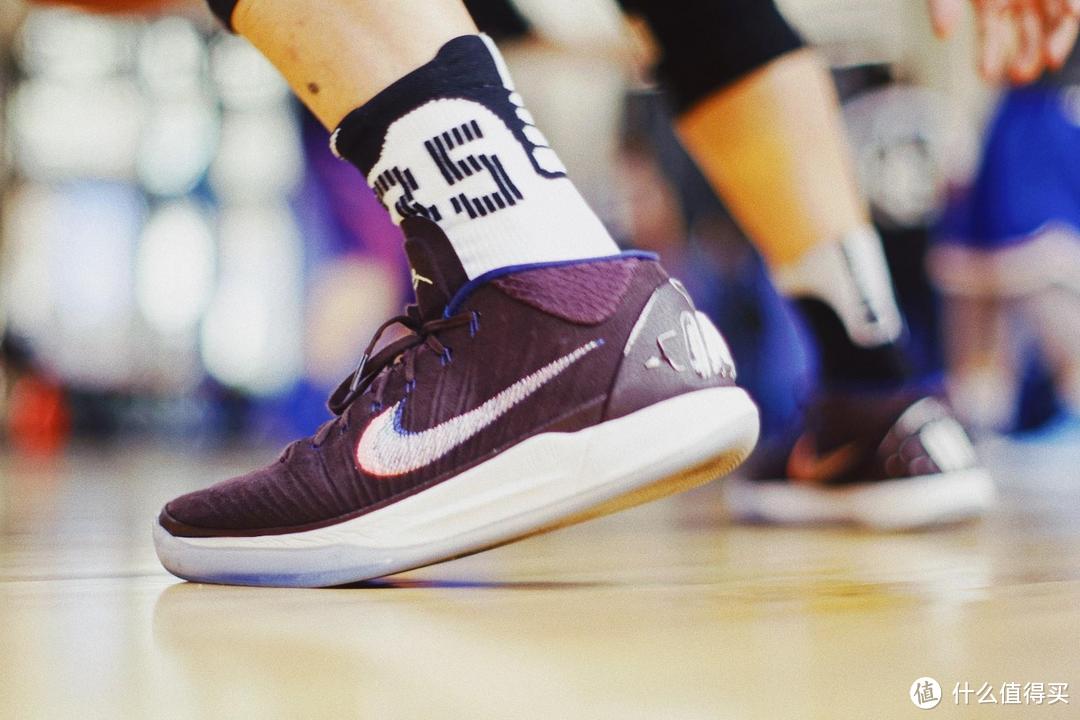 球鞋90秒第四十五期—Nike Kobe a.d Mid