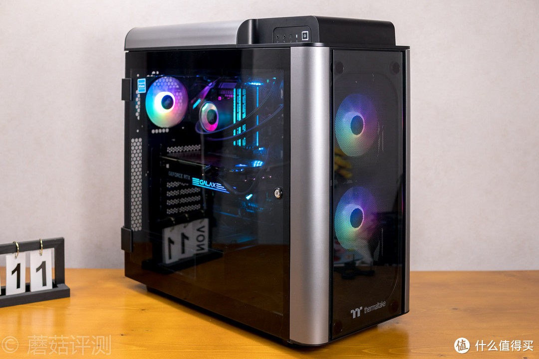 用料足斤足量、空间巨大且利用灵活——Tt(Thermaltake)Level 20 GT 黑色 全塔机箱
