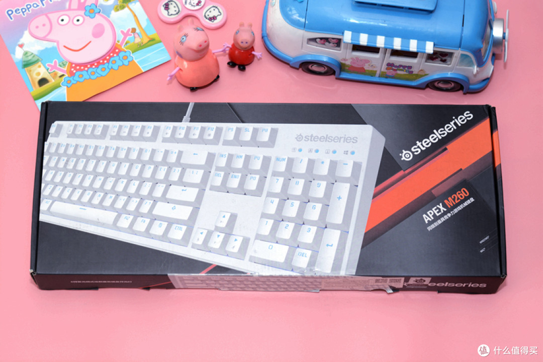 玩CSGO?不存在的,当赛睿APEX M260遇见小猪佩奇