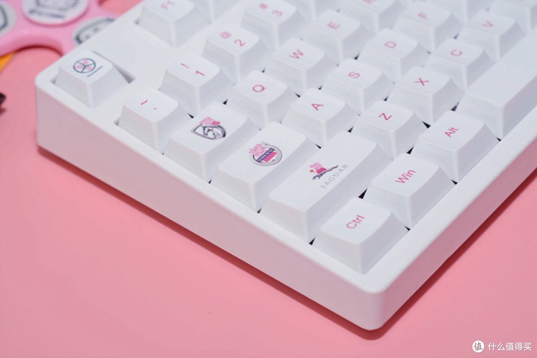 玩CSGO?不存在的,当赛睿APEX M260遇见小猪佩奇