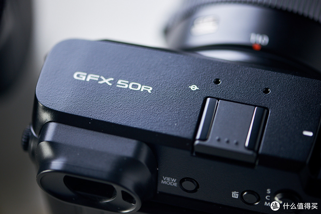 视频开箱：旁轴中画幅数码相机富士Fujifilm GFX 50R