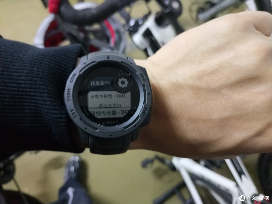 实用、耐操、硬核——Garmin 佳明 Instinct本能,一款直男向户外手表