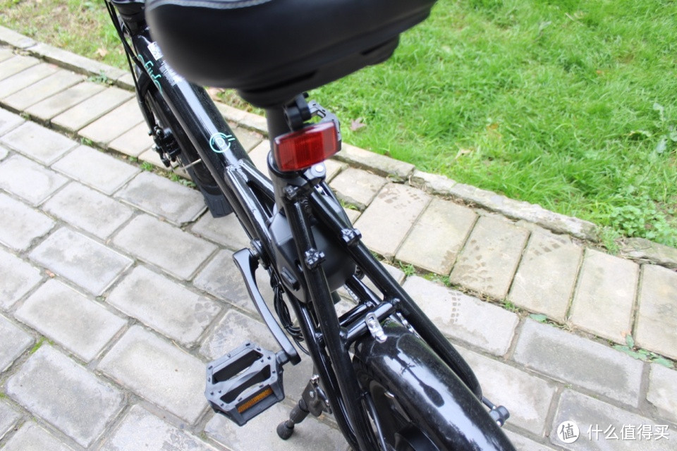 FIIDO D3电动自行车上手简评：这或许是最理念的短途出行工具