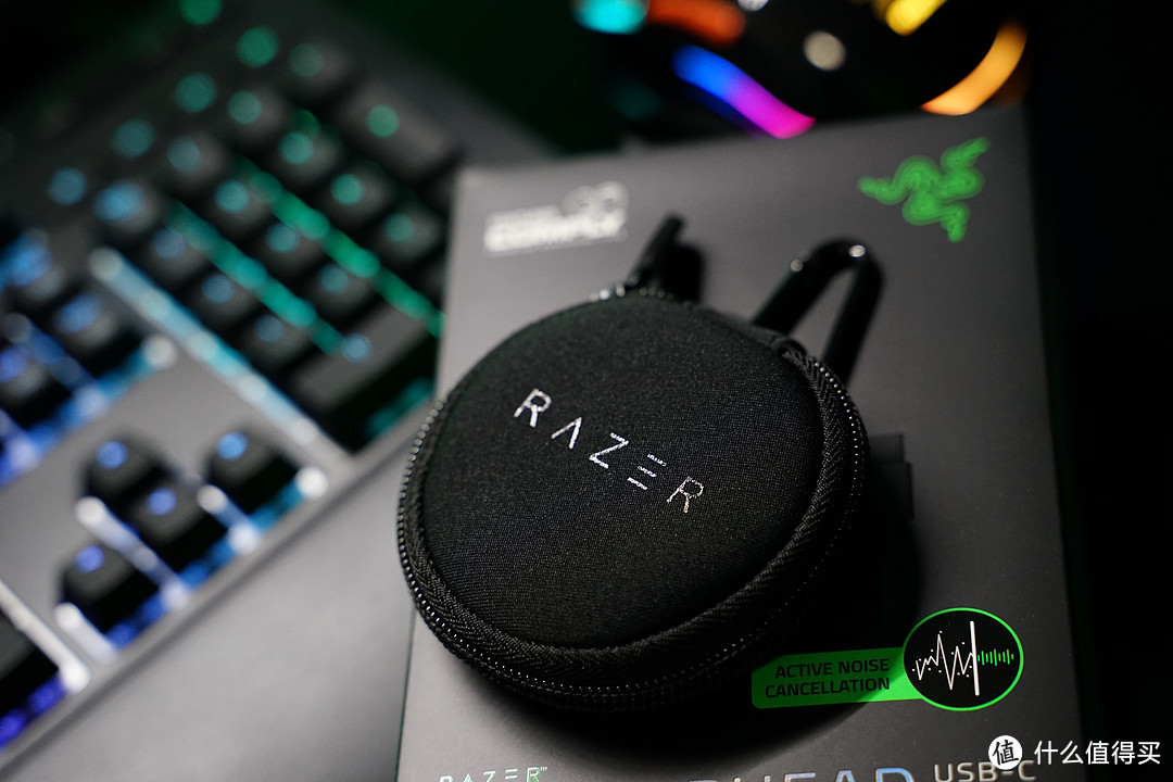 高颜降噪—Razer 雷蛇 战锤狂鲨USB-C降噪版入耳式耳机