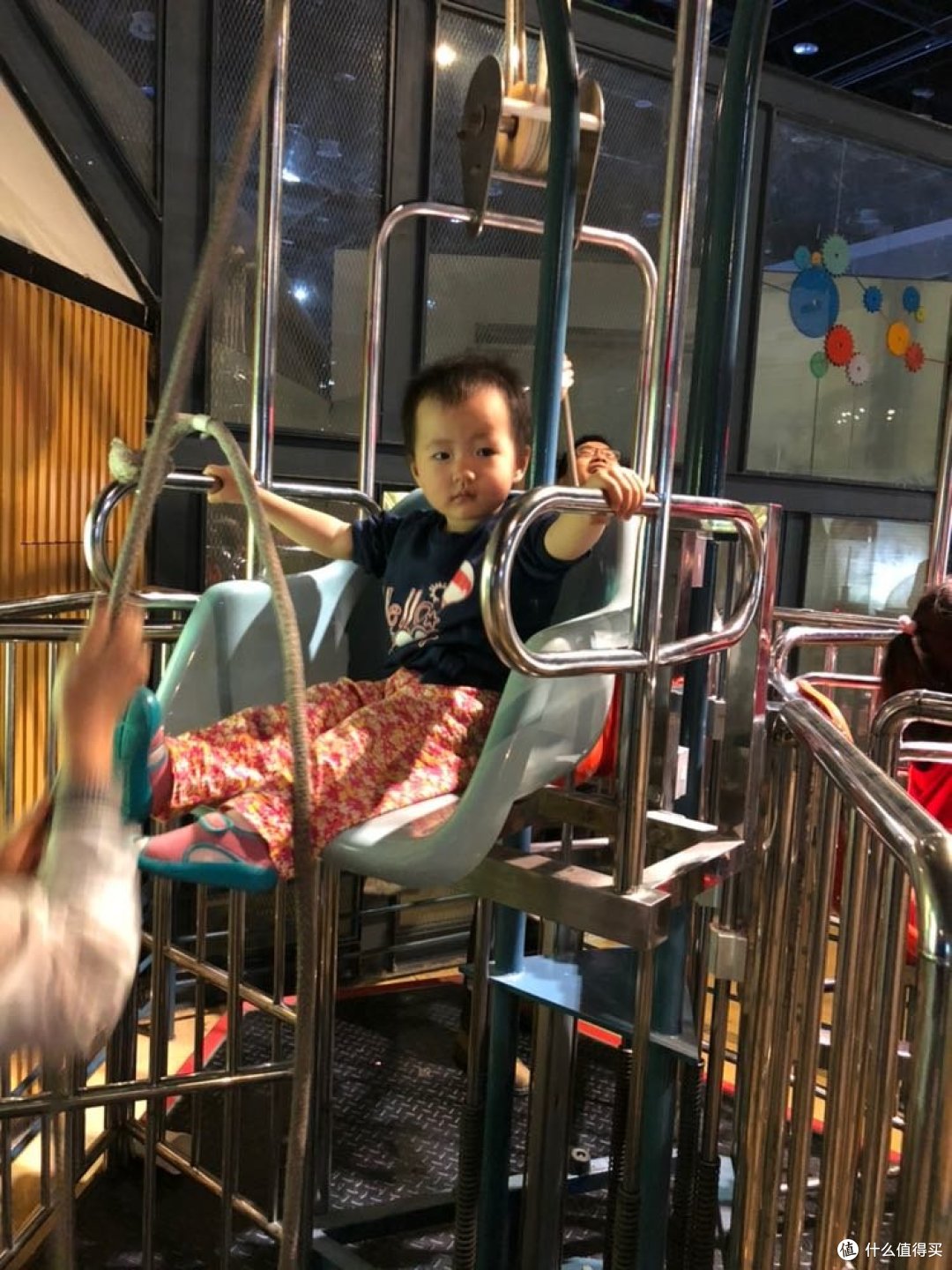 科技馆主展馆里玩的很开心