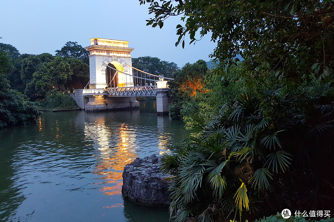 玩转城市—来自张大妈的粉色神秘礼包