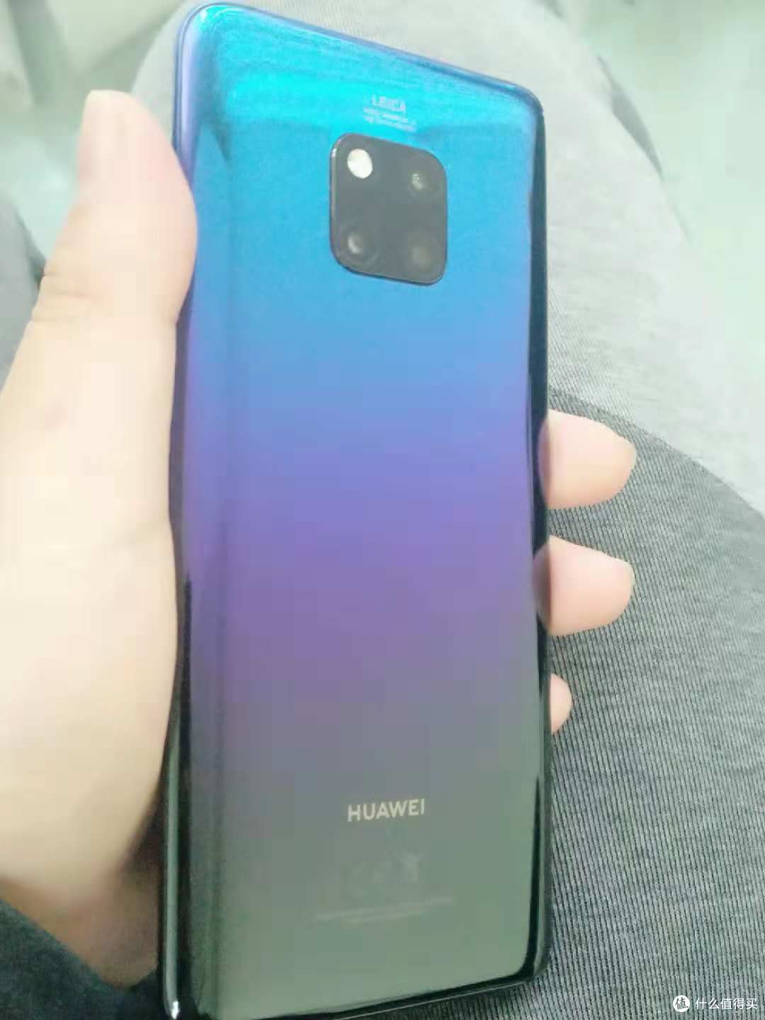 港版华为mate20 pro轻体验