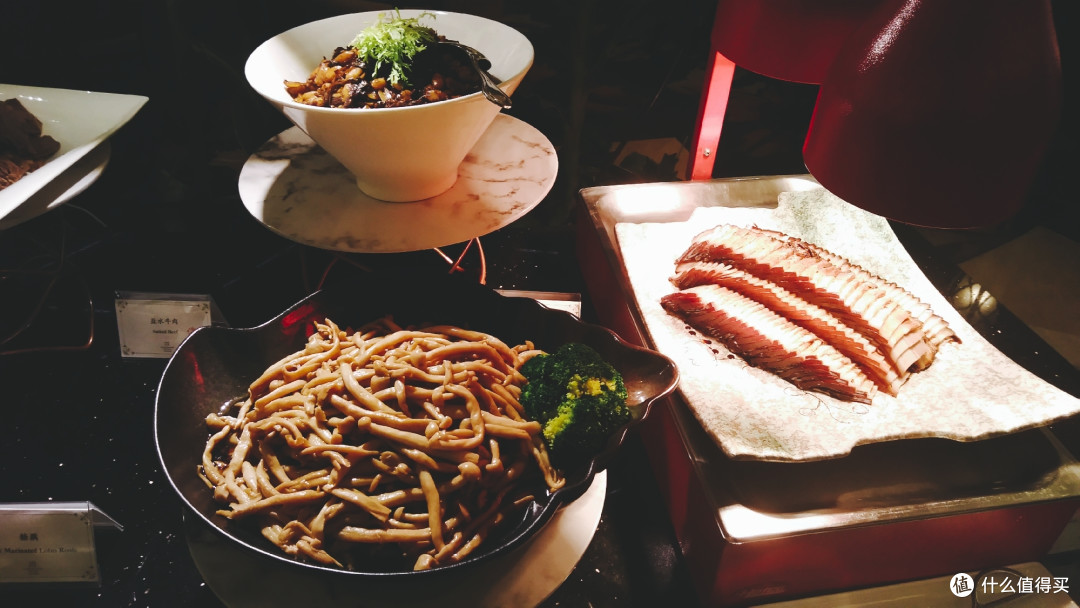 试吃试睡 第6期：大胃王挑战赛 大妈爱我之真·扶墙——上海大酒店大闸蟹自助餐