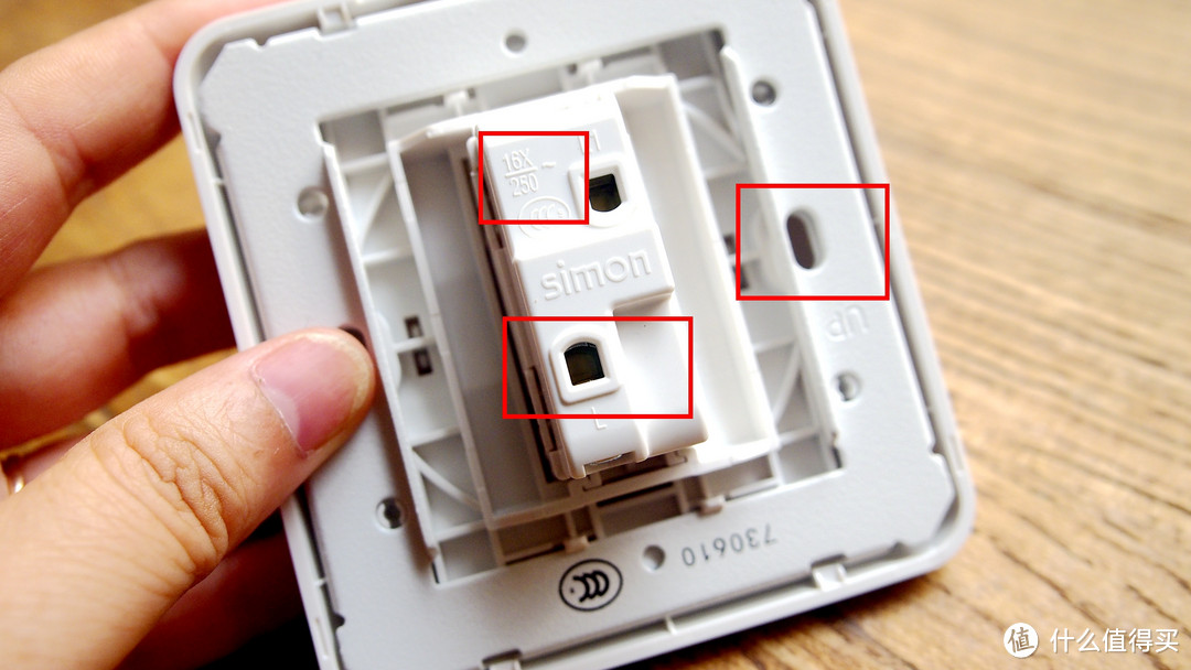 无边框开关插座实力拆解评测：罗格朗、施耐德、西门子、西蒙和公牛