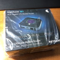 美国网件 R8000 Nighthawk X6 AC3200 三频千兆无线路由器外观展示(包装|电池|数据线|接口)