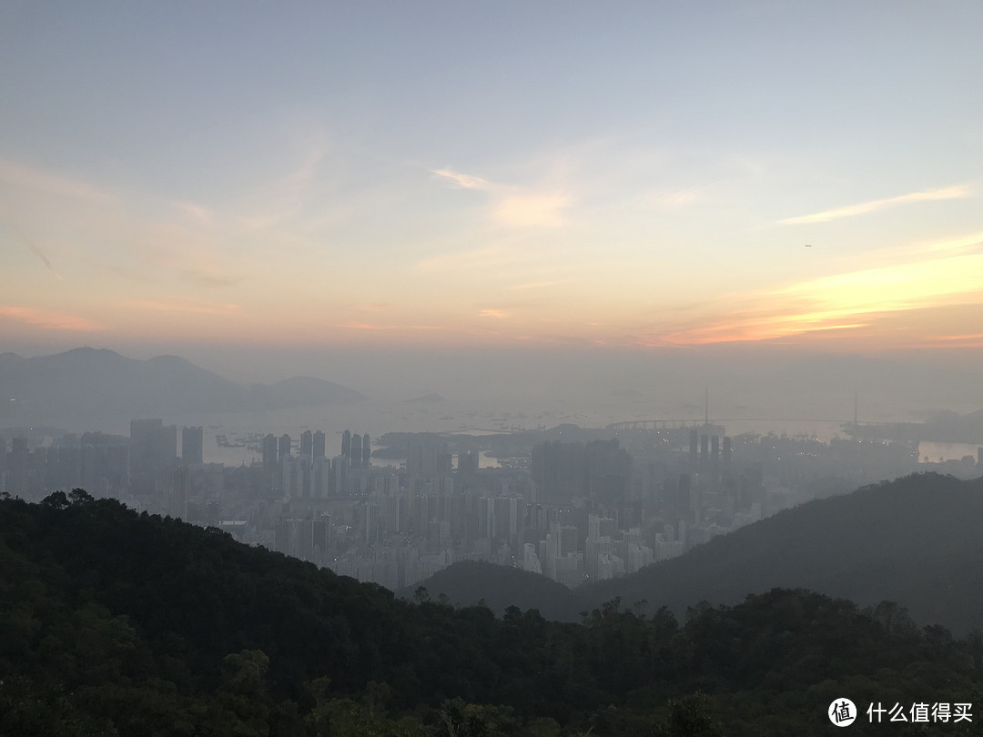 香港徒步—落日脊上飞鹅山遐想、麦理浩径登狮子山展威