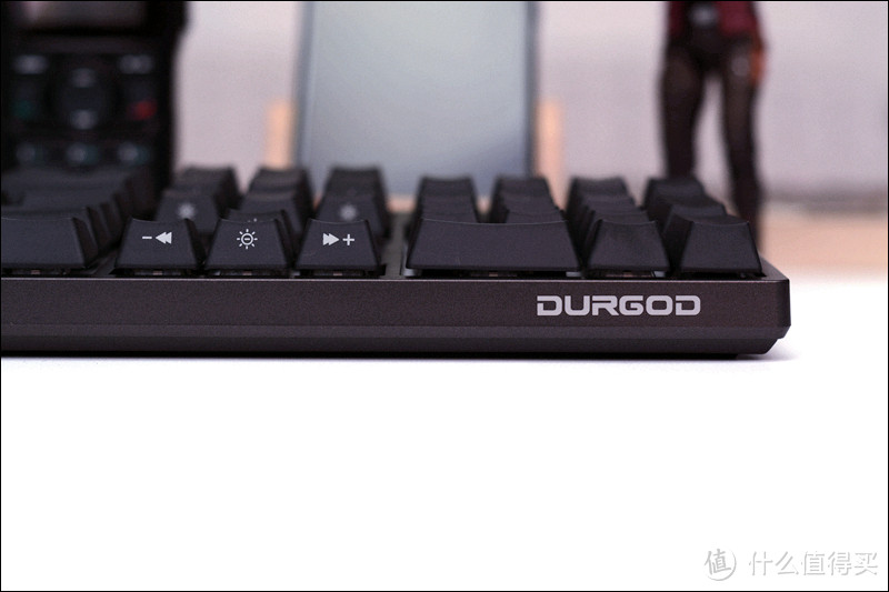 细节不错、灯光很好看，杜伽K310 Nebula机械键盘开箱
