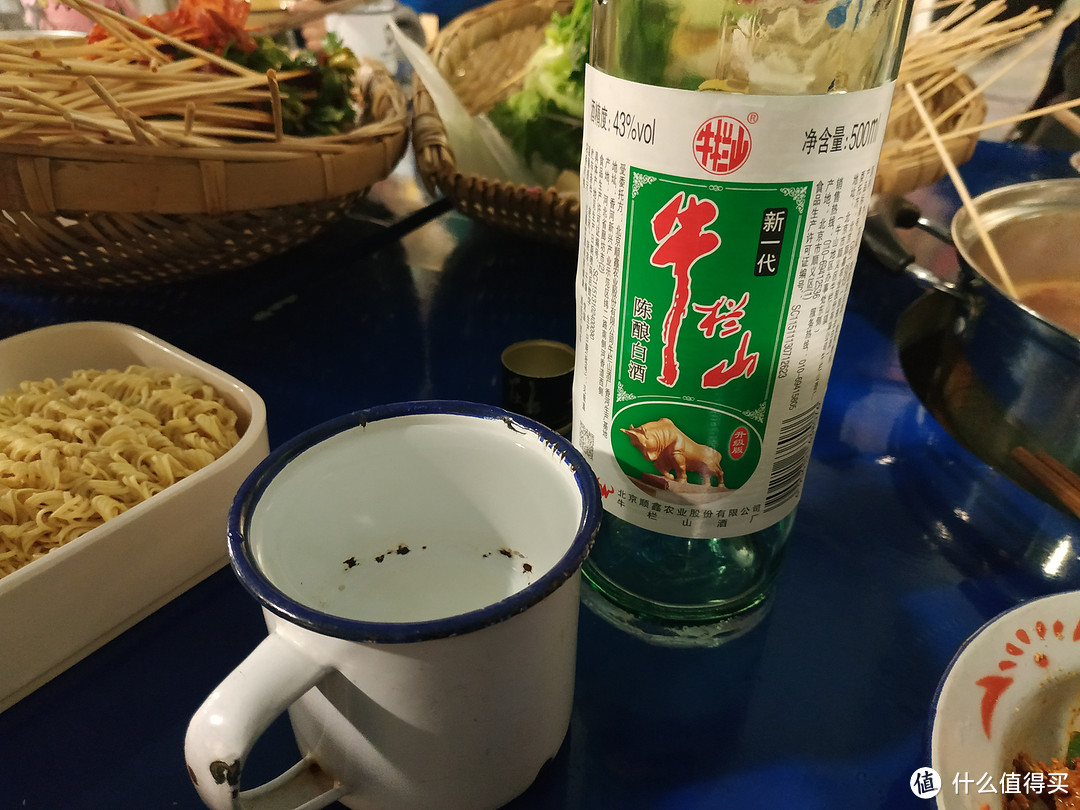 小饮怡情——三两浓香型42°+52°微醺白酒试饮体验