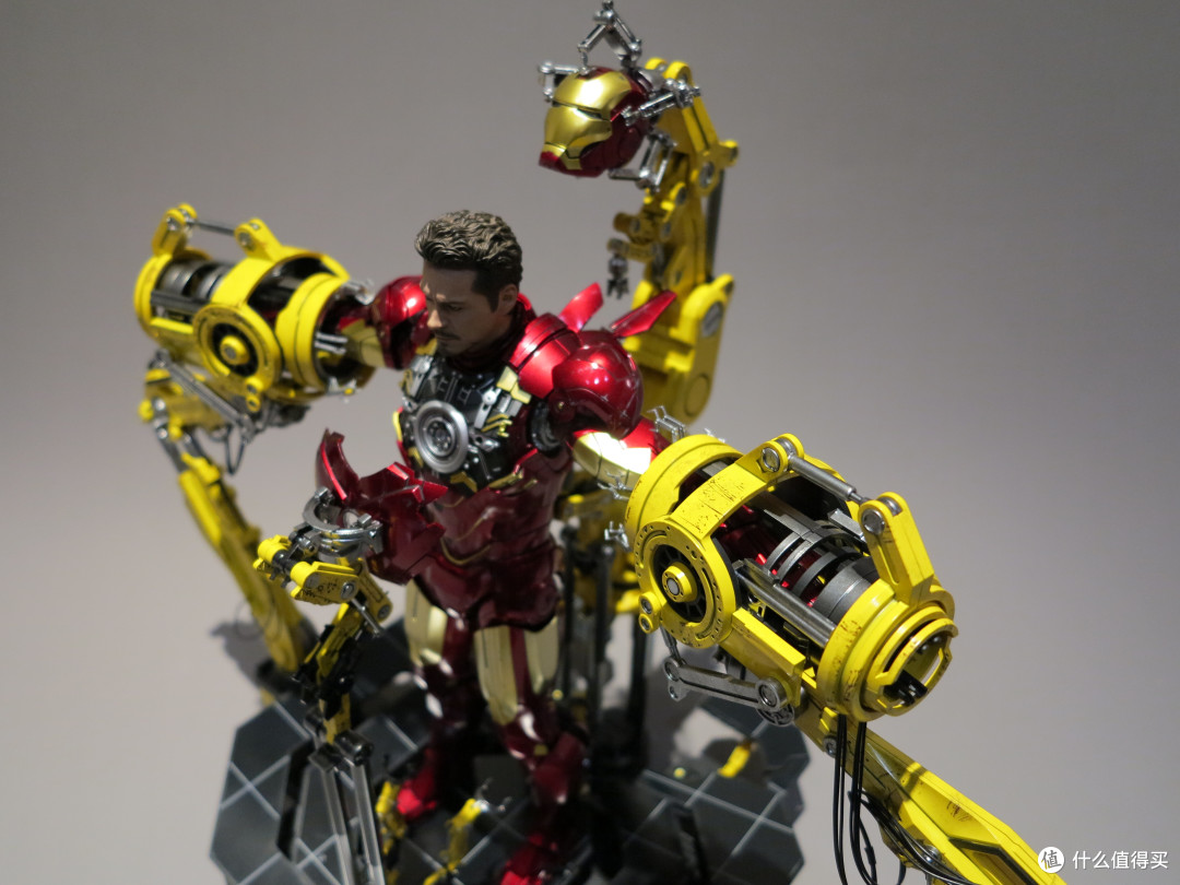 终极解毒 HotToys Mark4 MK4 合金压铸钢铁侠(上)