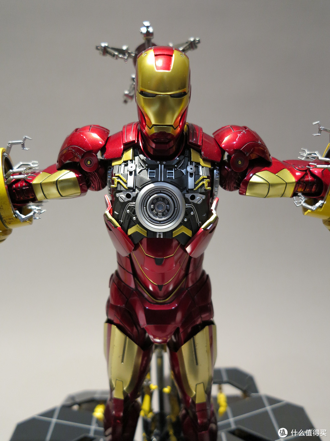 终极解毒 HotToys Mark4 MK4 合金压铸钢铁侠（上）