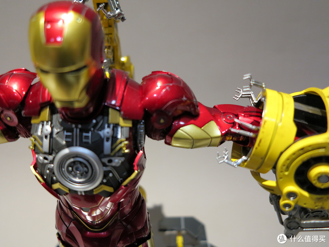 终极解毒 HotToys Mark4 MK4 合金压铸钢铁侠（上）