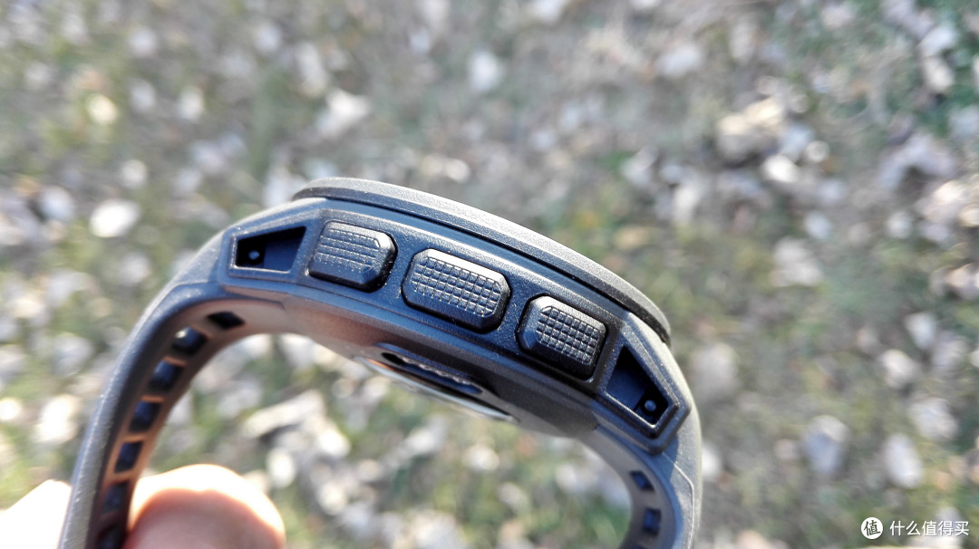 户外智能腕表中的一股清流--Garmin Instinct