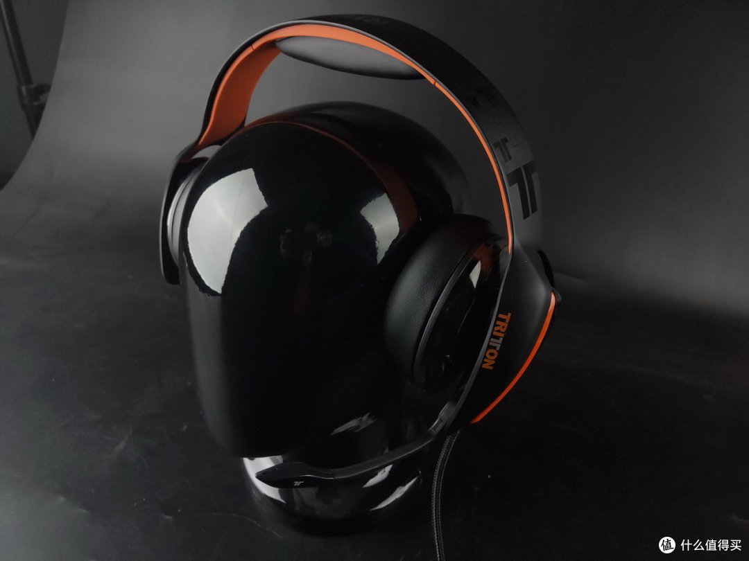 真实物理7.1声道 TRITTON ARK ELITE上耳把玩
