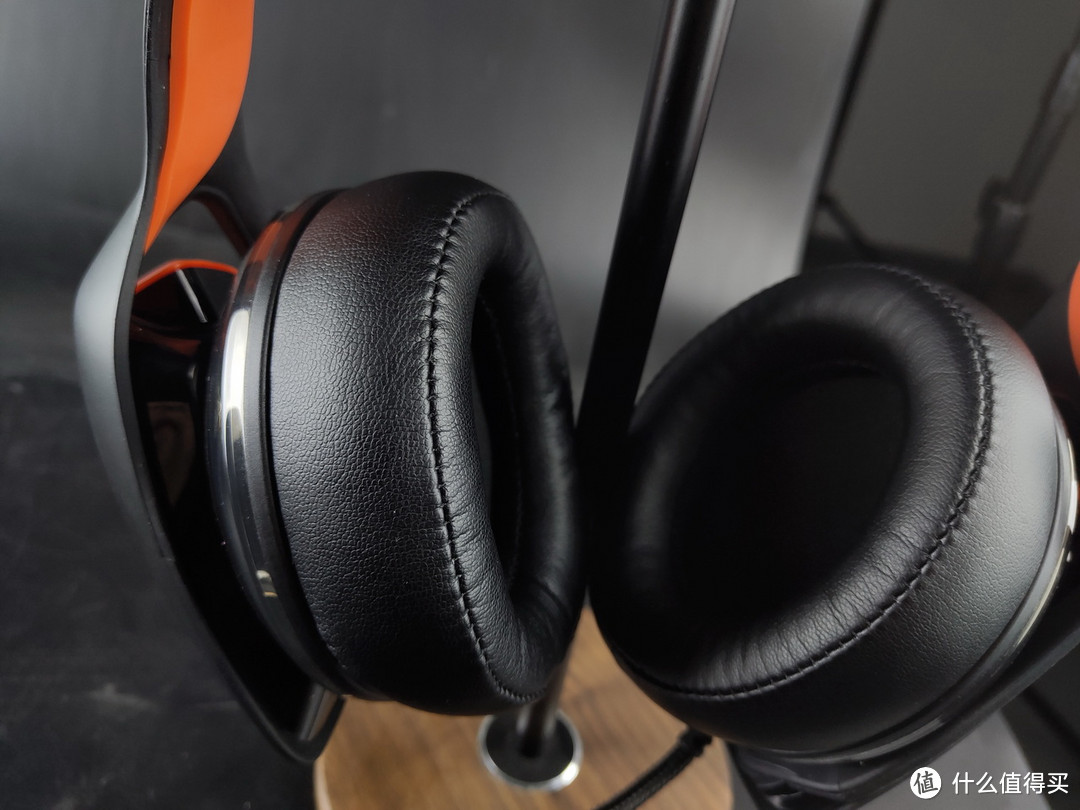 真实物理7.1声道 TRITTON ARK ELITE上耳把玩