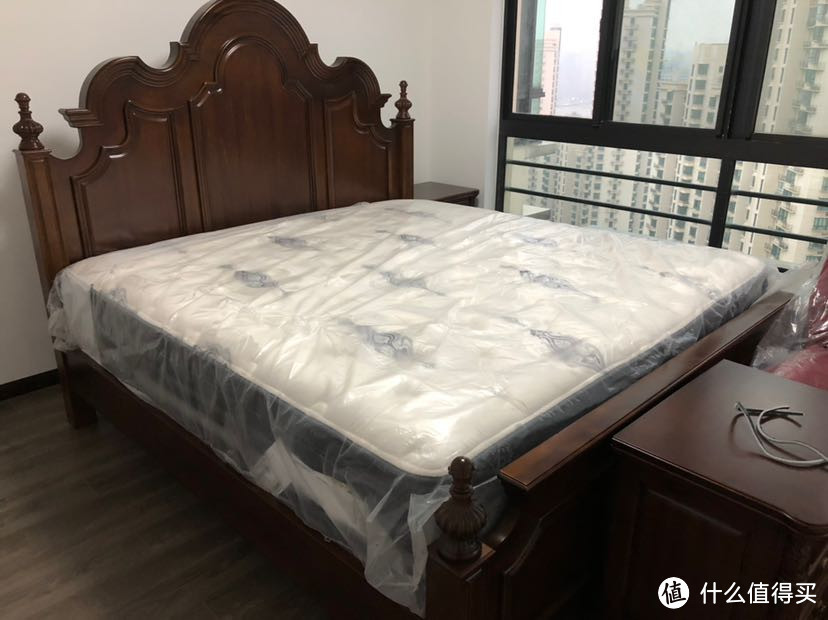 我的改善型住房之窗帘家具