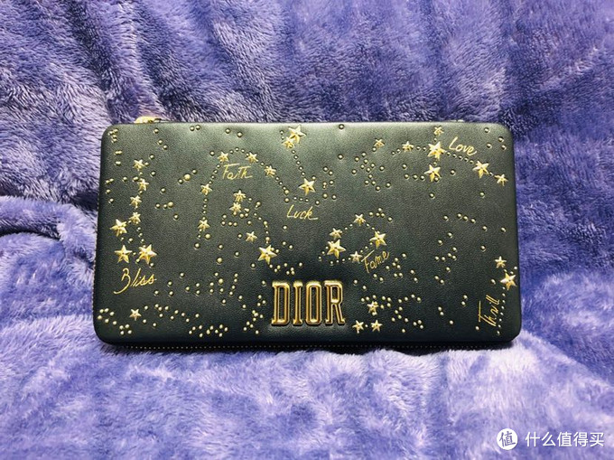 不会错的圣诞礼物—Dior星愿之夜2018圣诞限量口红套装