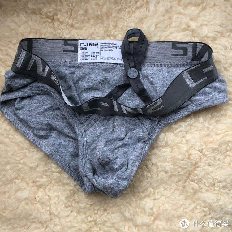 我贴身穿过那片布 —海淘超10个品牌内裤内衣Emporio Armani  Calvin Klein 等