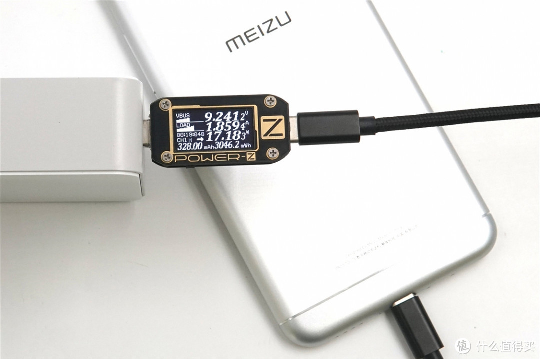 USB-C口支持30W PD输出，moshi ProGeo双口充电器99MO022116评测