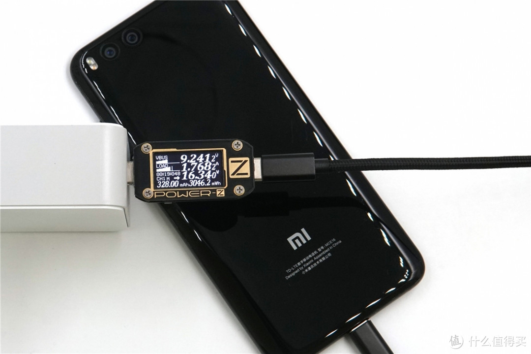 USB-C口支持30W PD输出，moshi ProGeo双口充电器99MO022116评测