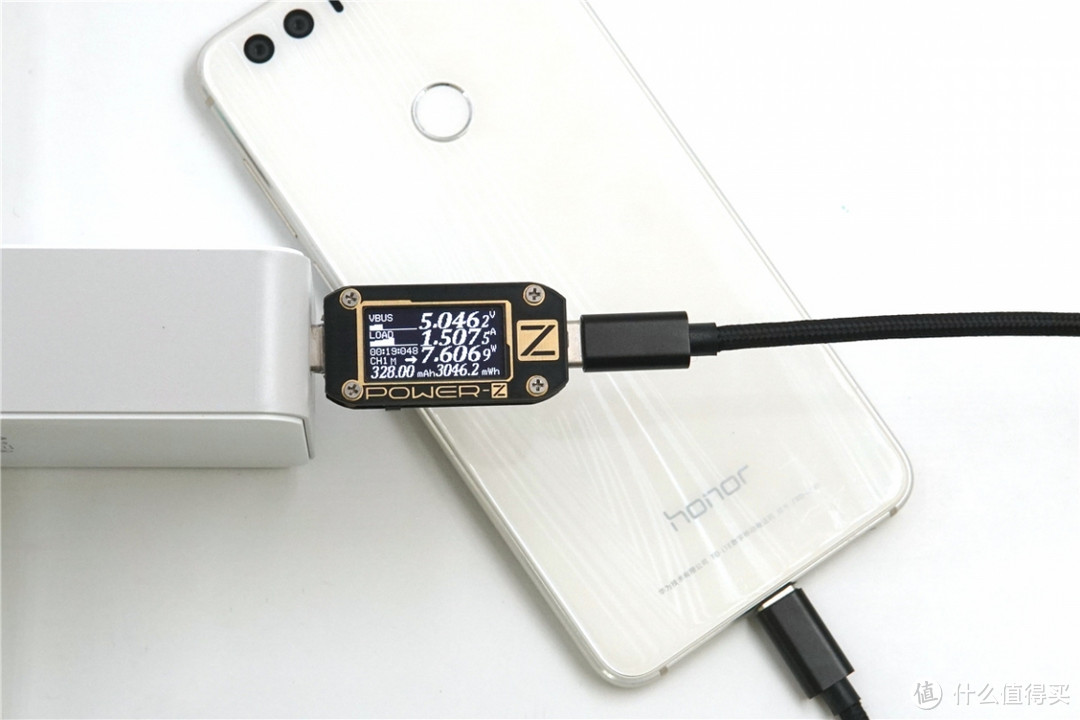 USB-C口支持30W PD输出，moshi ProGeo双口充电器99MO022116评测