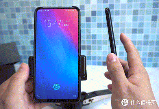 屏下指纹到底好用吗？多项对比、测试告诉你答案