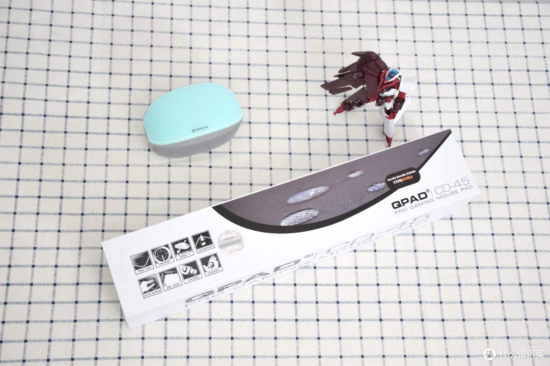 这张鼠标垫大了不止一点点,QPA CD-45开箱