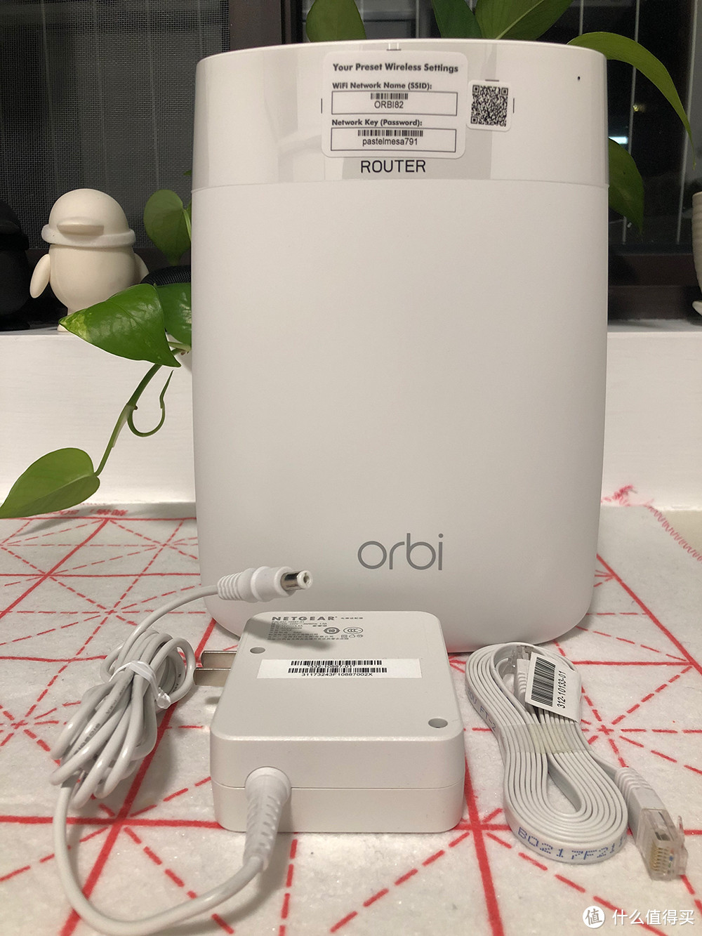 ORBI50主机+电源适配器+面条网线