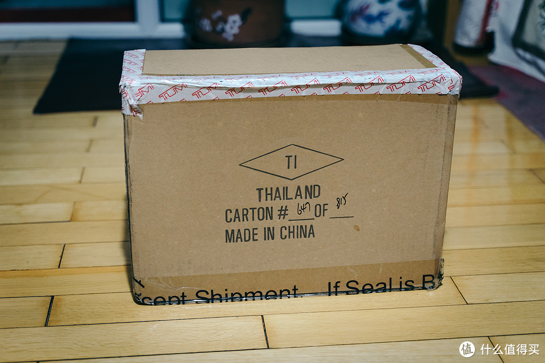 有专门的包装箱，但不知道盒上写个泰国是啥意思？包装上写明了是中国制造
