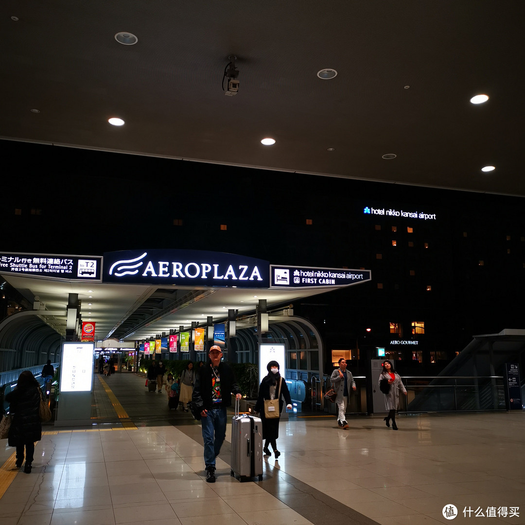 胶囊胶囊胶囊—带你解密日本的女性胶囊旅馆专区