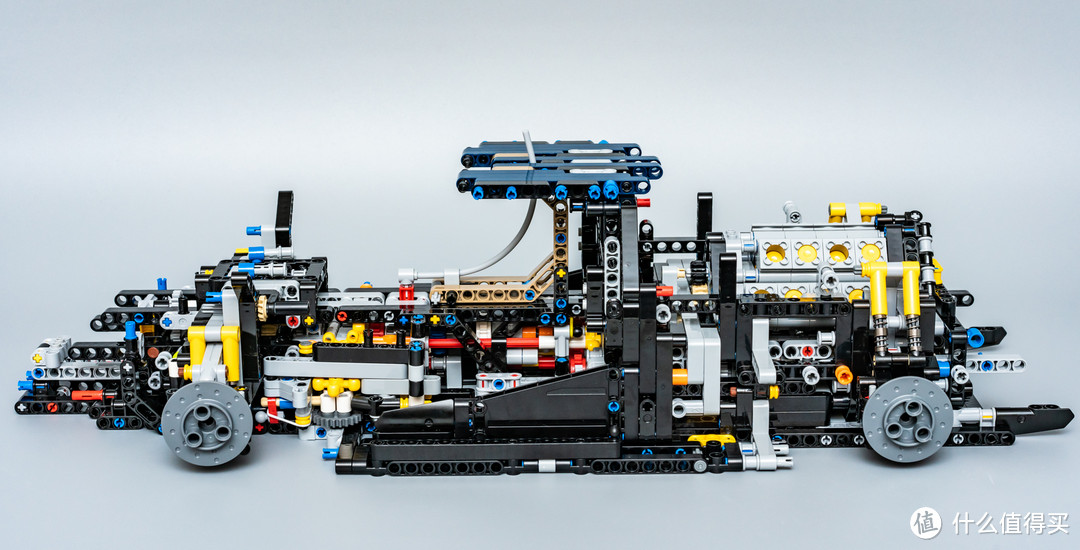 速度与性能的激情、科技与玩具的融合：LEGO 42083 Bugatti-Chiron（布加迪奇龙车模）评测