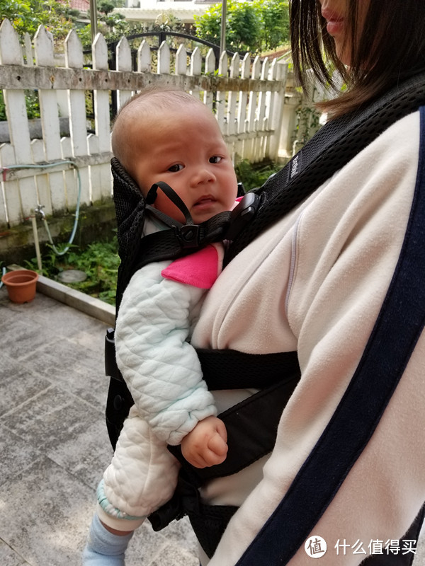 背带界的爱马仕——Babybjorn One 婴儿背带新旧款对比评测