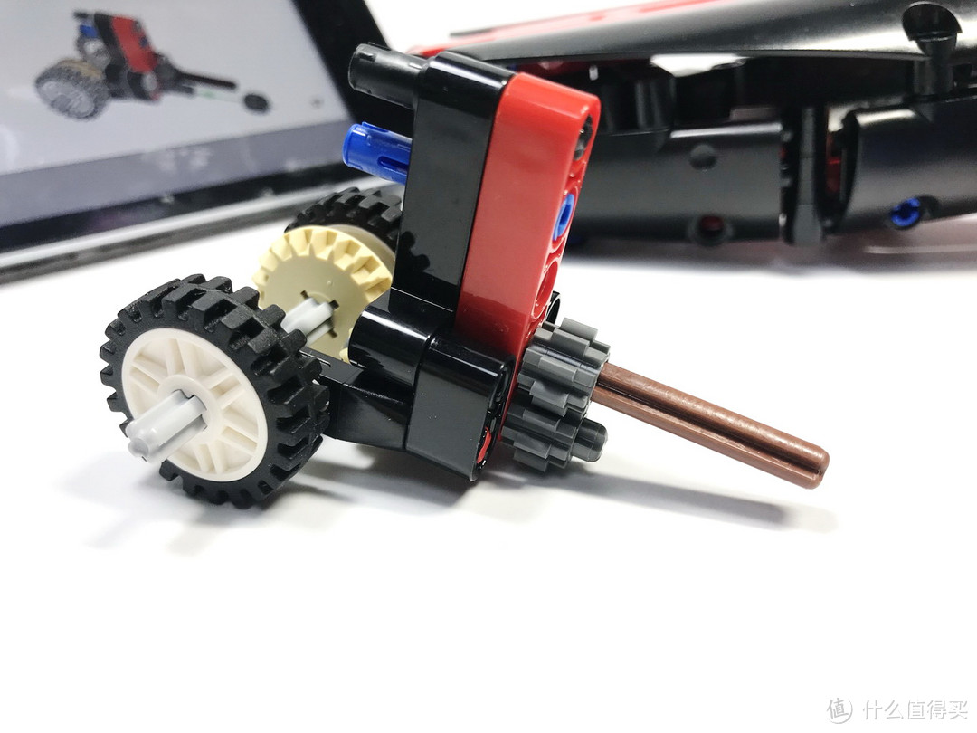 LEGO 乐高 拼拼乐 篇194：先睹为快的2019年科技系列 42089 Power Boat