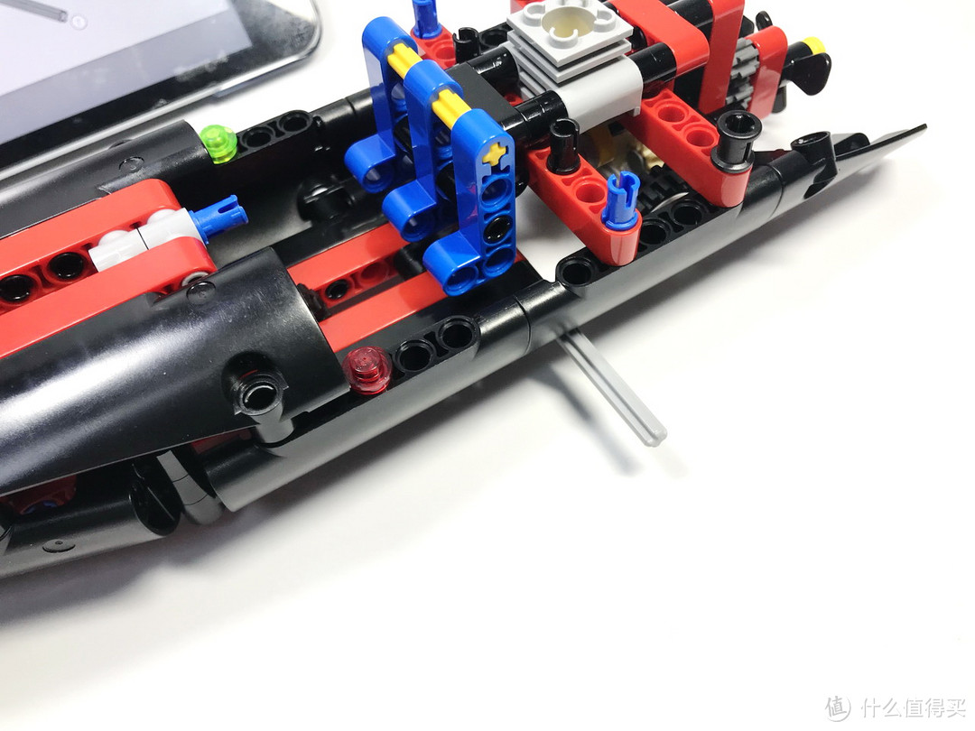 LEGO 乐高 拼拼乐 篇194：先睹为快的2019年科技系列 42089 Power Boat