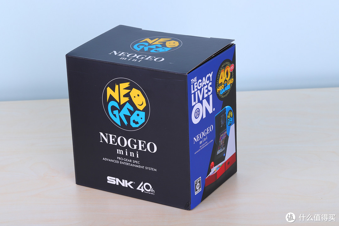 情怀至上，NEOGEO mini游戏机评测，与八神庵等老朋友再聚